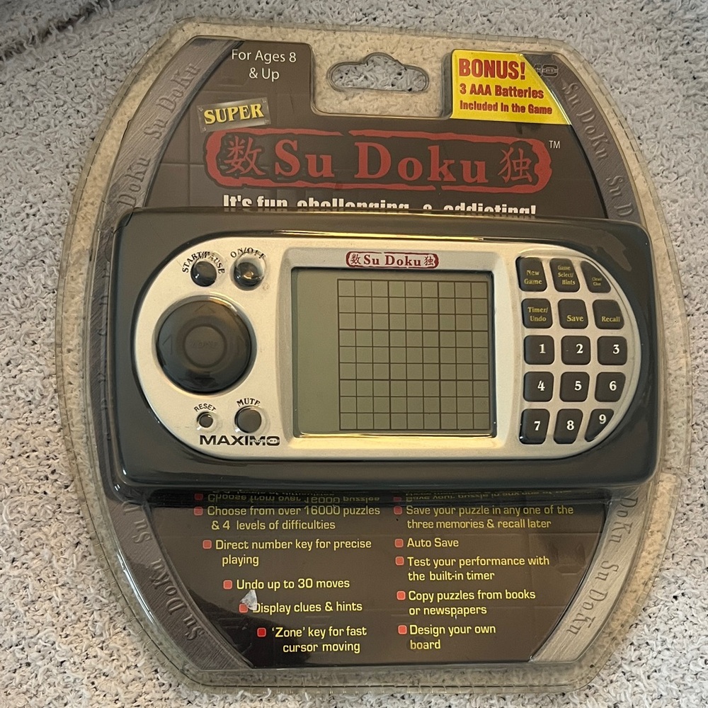 Maximo Super Sudoku Handheld Game sealed in package NEW